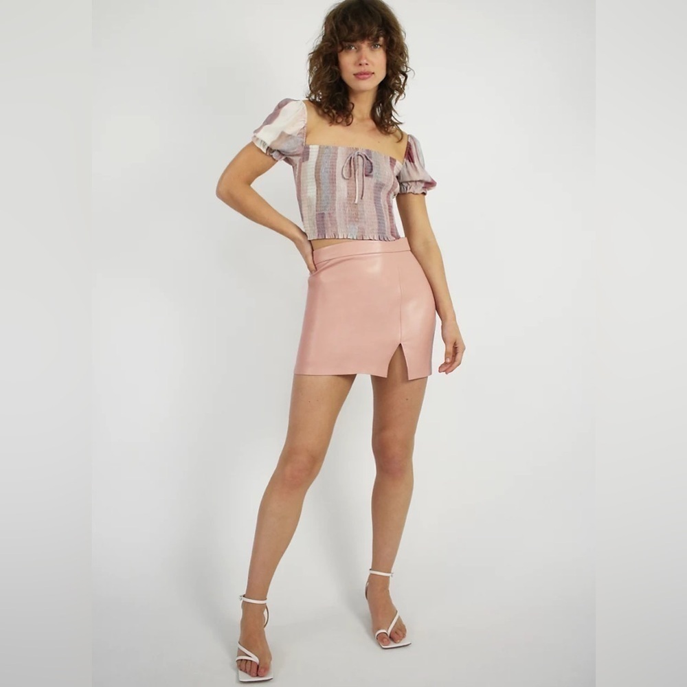 Aritzia Wilfred Patio Mini Skirt in Tuscany Rose